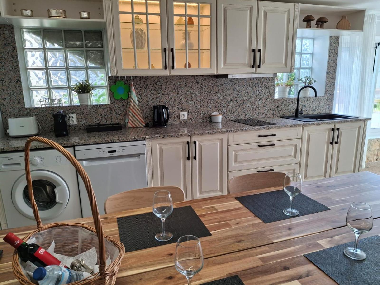 Lovely New House - Guests Apartments Олян Екстер'єр фото